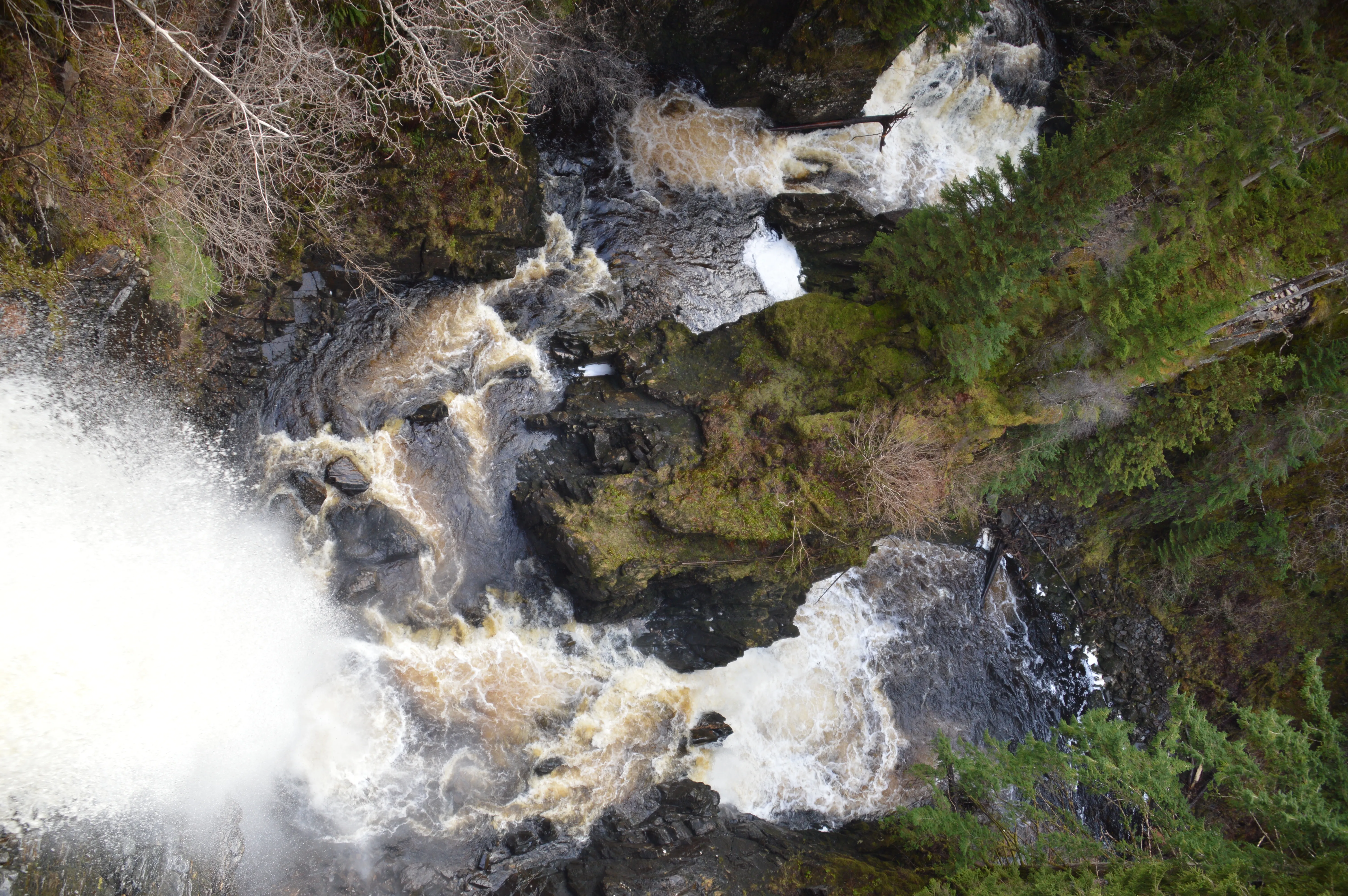 La cascade depuis le sommet